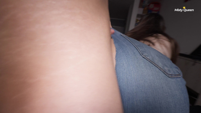 Misty Queen: Tento nemocný zvrhlík se příliš vzrušil, když mě šuká zezadu, moje...