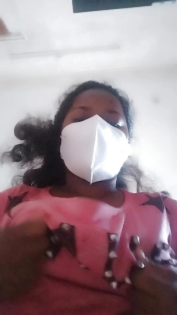 Desi World: 오르가즘을 즐기는 핫한 인도 소녀