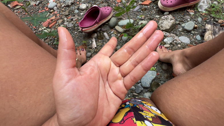 EMY_AND_JONH: Melancap Di Awam Ini Membuatkan Saya