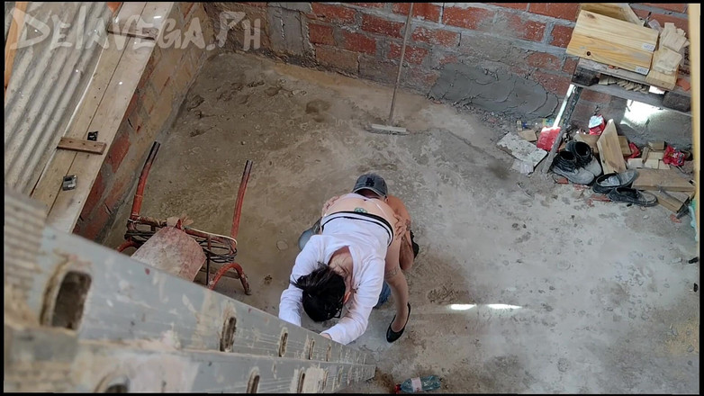 Delavegaph: Šukám děvku právníka na staveništi