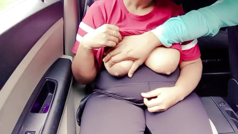 Your Arya: Desi bhabhi große möpse lutschen in der Öffentlichkeit - im freien