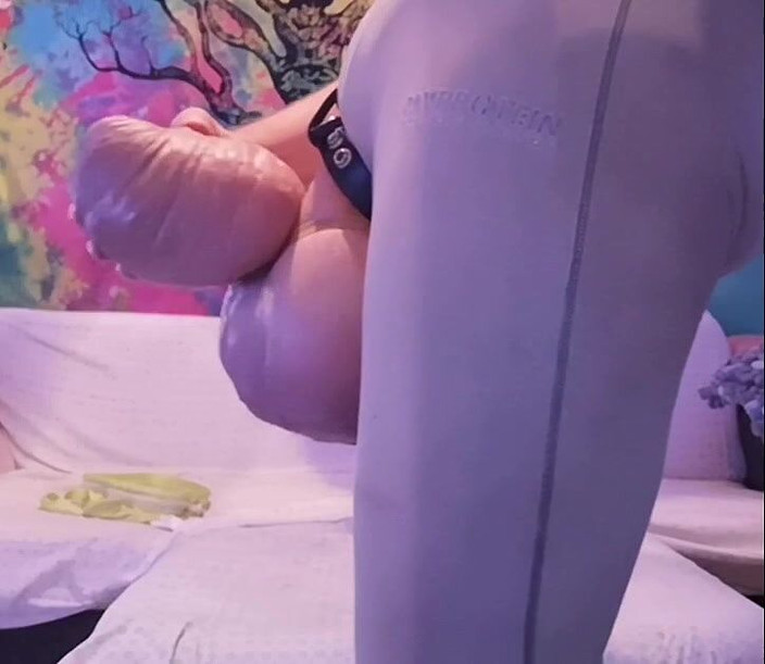 Monster_Meat_: Kecergasan untuk ayah besar dengan daging besar