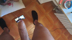 LauraOnHeels: 熟女はいつもひざまずいてチンポを口にくわえているPOV