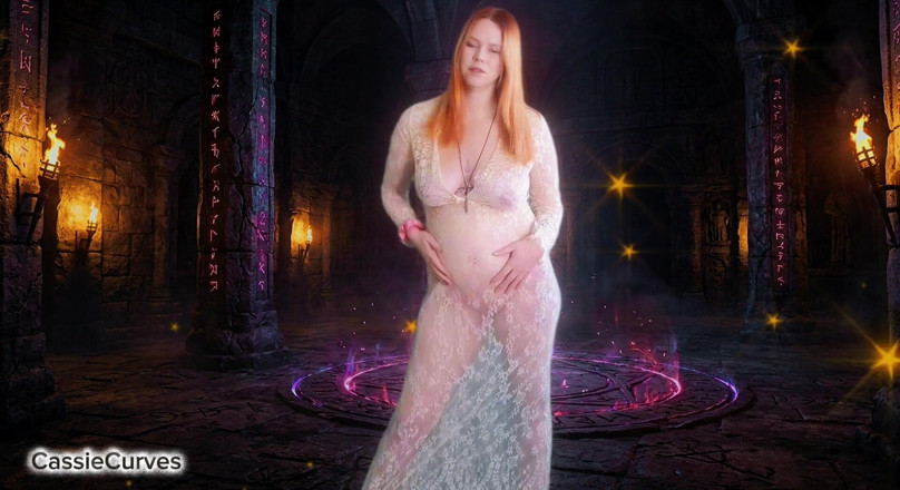 Cassie Curves: Goddelijk ritueel om je buik te fokken