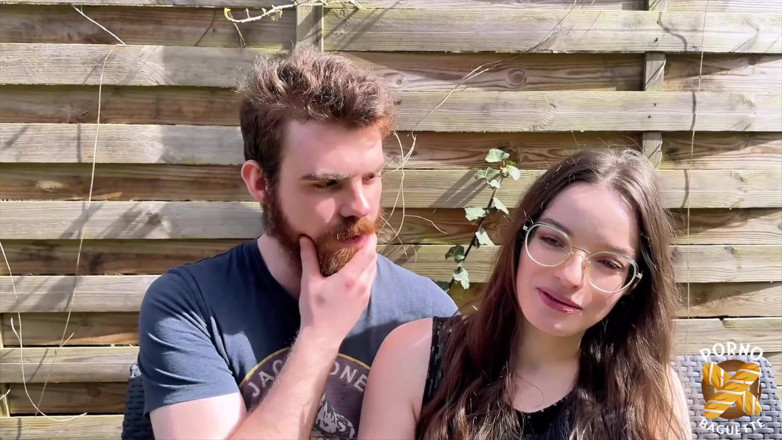 Porno Baguette: Катерина, гаряча брюнетка, любить четвірку