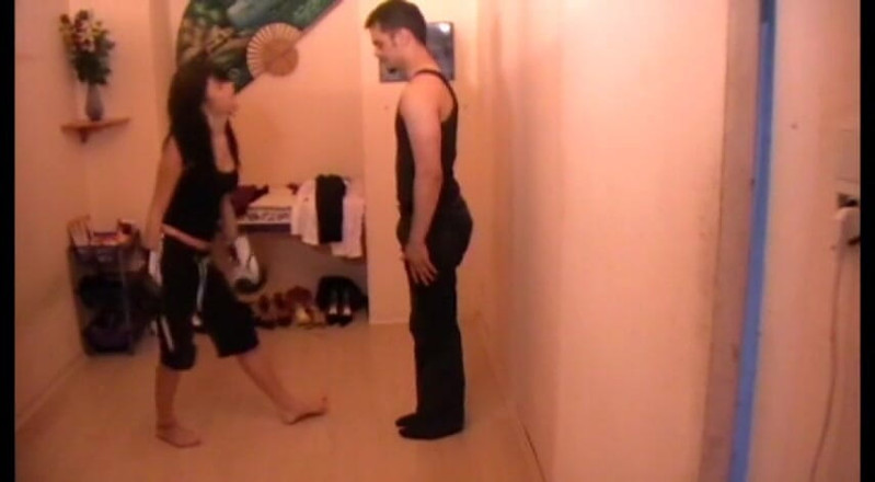 Femdom Austria: Lea's boxing lesson