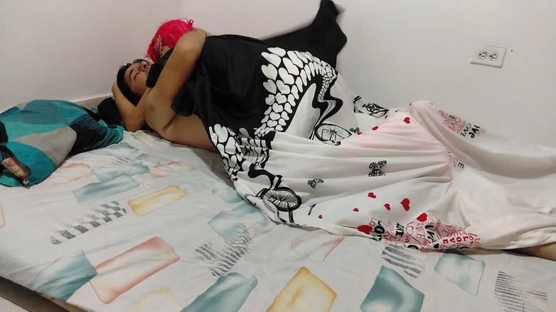 Mr_jhovin: Reife Frau Mit Pinken Haaren Lutscht Schwanz Und Reitet Auf...