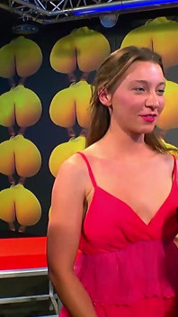 Hot Ggg Bukkake - Schlampen Lutschen Und Bekommen Gesichtsbesamung