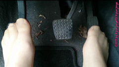 Carmen_Nylonjunge: Nohy v punčochách a sportovních botách