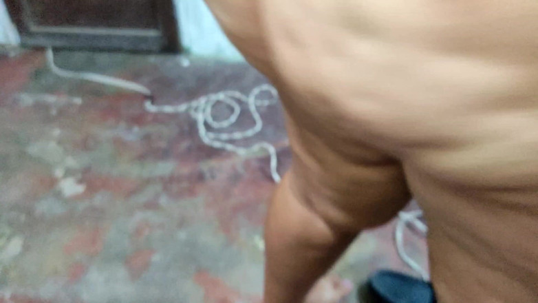 Gordita Culo Rico: Es ist kalt und meine sexy stiefmutter kam, um mich...