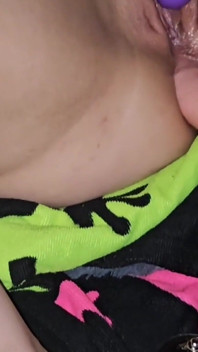 Šukající stroj to dělá do zadku