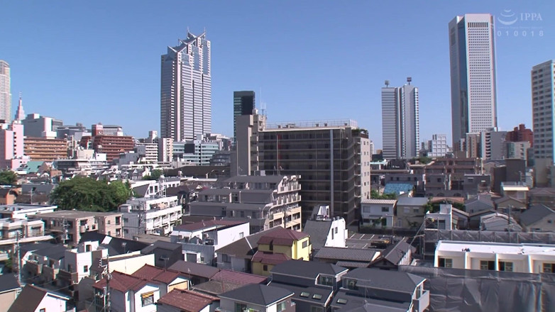 Smooth Time: Bos wanita yang lebih muda menggodaku dengan bisikan manis di...