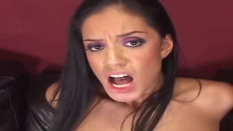 BANGORA RETRO CLUB: Mature Stud Drenches Brunette in Sloppy Outdoor Pounding