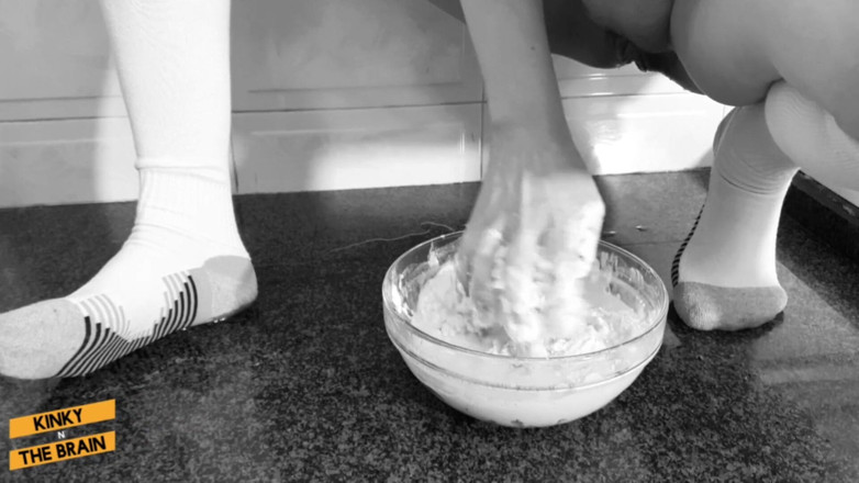 Kinky N the Brain: Kencing Dough