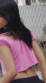Sexy babe con increíble culo