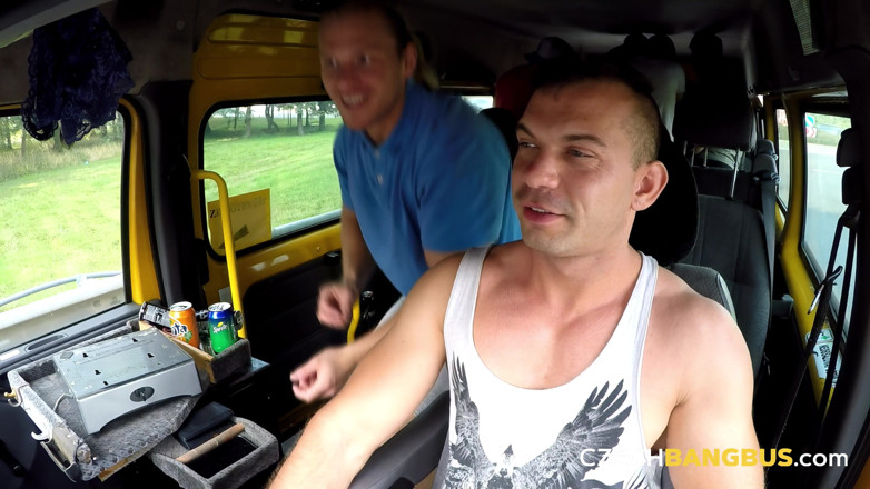 Czech Bang Bus: Чеський банг-автобус 3, гаряча груповуха з грудастою мілфою