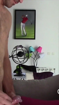 2102 der Pornostar Enzo Rimenez wird von Fred gefickt