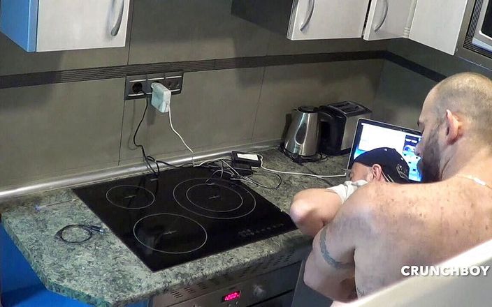 Home web camera: Webcam in cucina con Jess usata crudo da Jorhe Leal