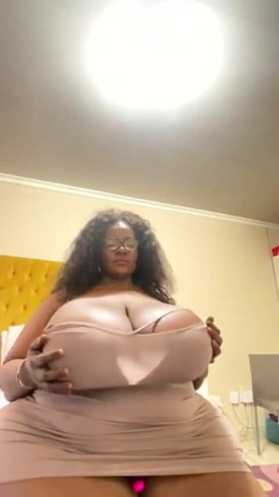 Legendary Booty Overdose: Busty MILF Tease &amp; Denial