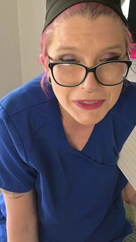Enfermeira Ellie em: Sexo anal seguro