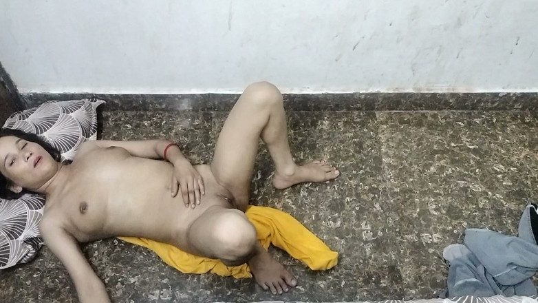 Indian Muslim Couple: Жена дези возвращается, жара, ее муж знает ее шаловливую сторону
