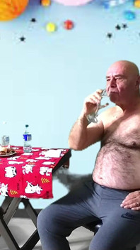 Garabas ve Olga ile seks partisi davetiyesi