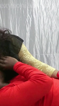 Une belle-mère séduit son beau-fils pour se faire baiser par lui