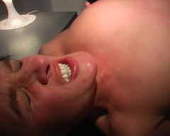 BB Video - Vintage Story: Немецкая милфа в тройничке ЖЖМ с большими натуральными сиськами в любительском видео # 4