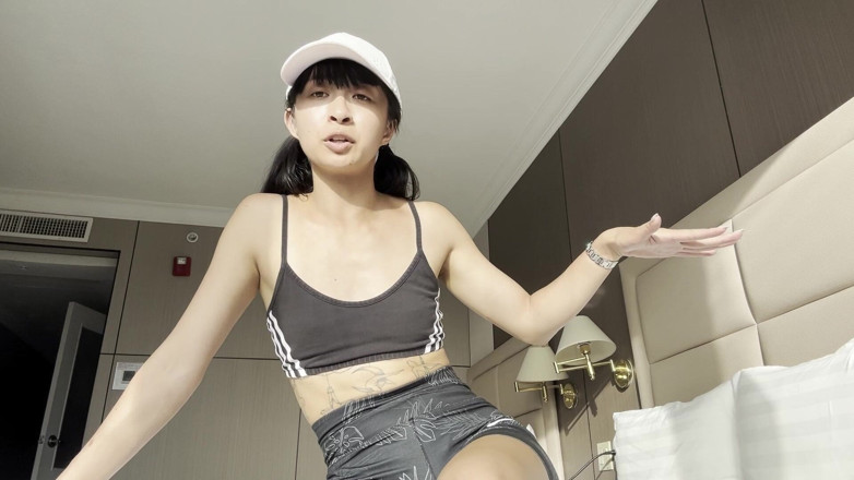 Felicity Azura: 피트니스 돔 스페