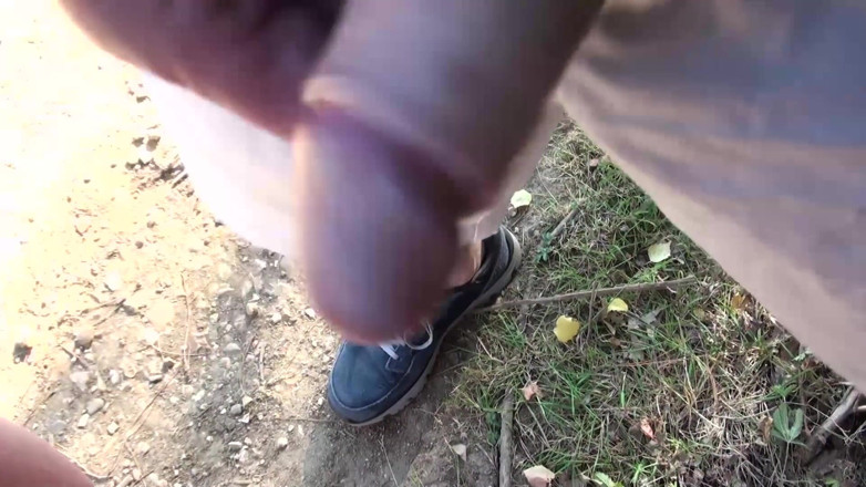 Dirty Doctors Clips: A walk in the forest