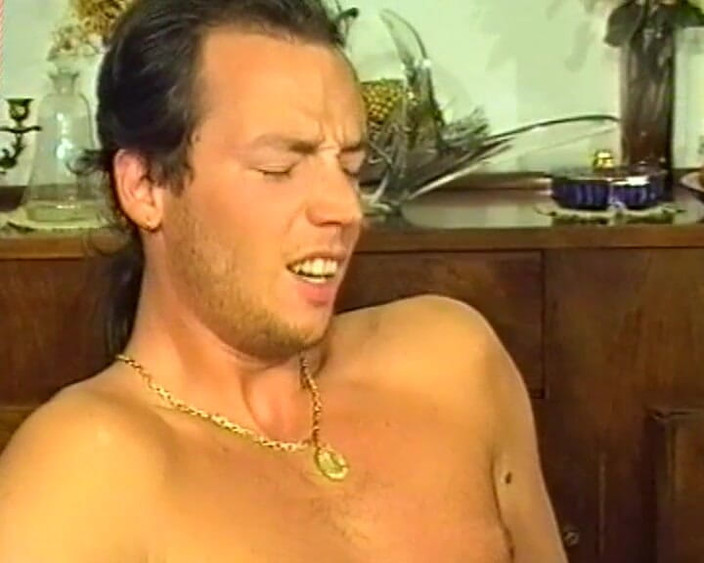 90s Vintage Taboo: Âm hộ ướt át được khoan # 7