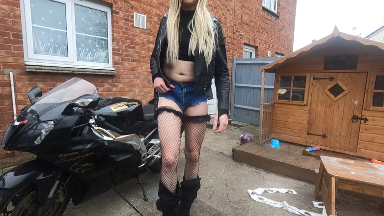 The Midnight Minx: Biker minx