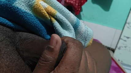 मास्टरबेटिंग