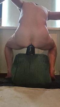 Solo gay masculino - destrucción anal extrema, enormes consoladores y fisting