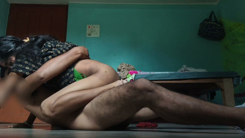 Pumi: Sauteli Bahan Ne Mujhe Latakar Sex Kiya