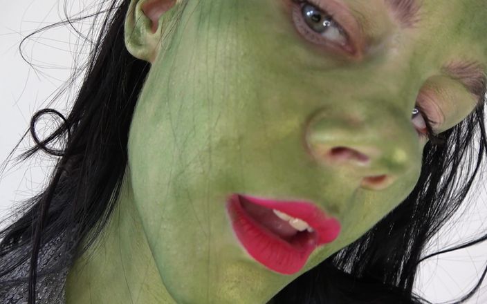 Anna Sky: Mujer verde del espacio exterior. Parte 1