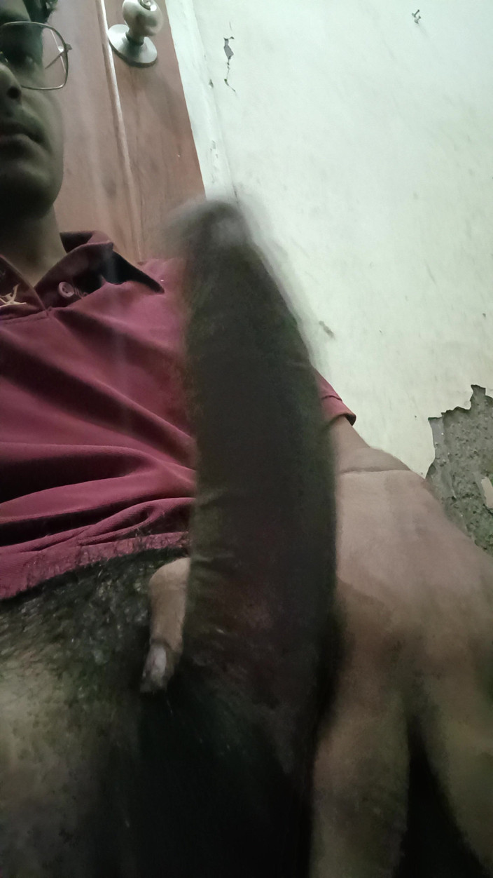 TranquilCulture: 내 쪼이는 자지로 후장과 보지를 원하는 누군가가 내 큰 쪼이는 자지를 보러 온다면 내 후장을 따먹을 수 있도록 응원해줘