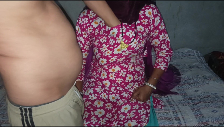 Savita5343: Krásná vesnická bhabhi sex v domě