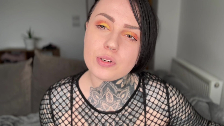 Miss Valentina: Sending Life