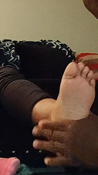 Carmel.milf.prettyfeet 仕事帰り 汗だく 臭い足崇拝 足の指しゃぶり