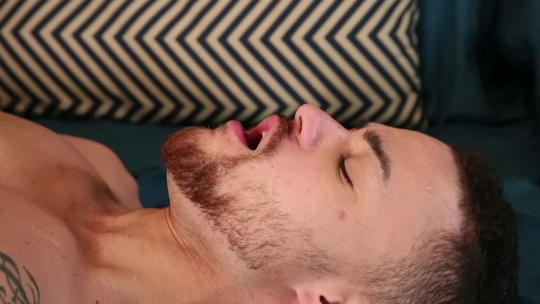 Twink pop studio: Twinkpop - Young Love - Beaux Banks, Kai Mahi