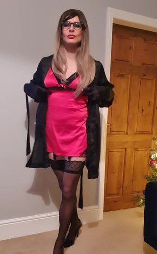 JessicaXD: Tachinare în ciorapii mei negri, bretele.