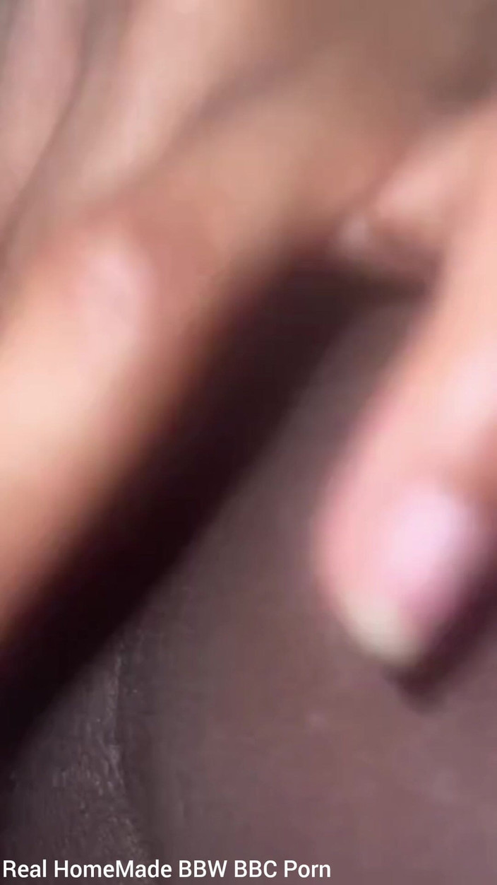 Super sexy ebony cuties: Close-up wrijft over mijn grote clitoris, natte kut kreunende orgasmes