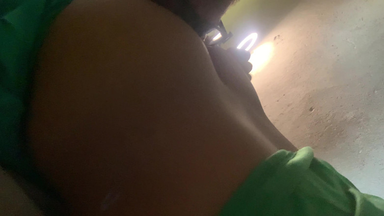 Couple 2 Black: Video 0408 går igenom mycket besvär, vänner.