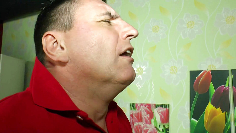 Mature Climax - 100% Mature Videos: Rothaarige reife in strümpfen bekommt nach dem ficken sperma auf...