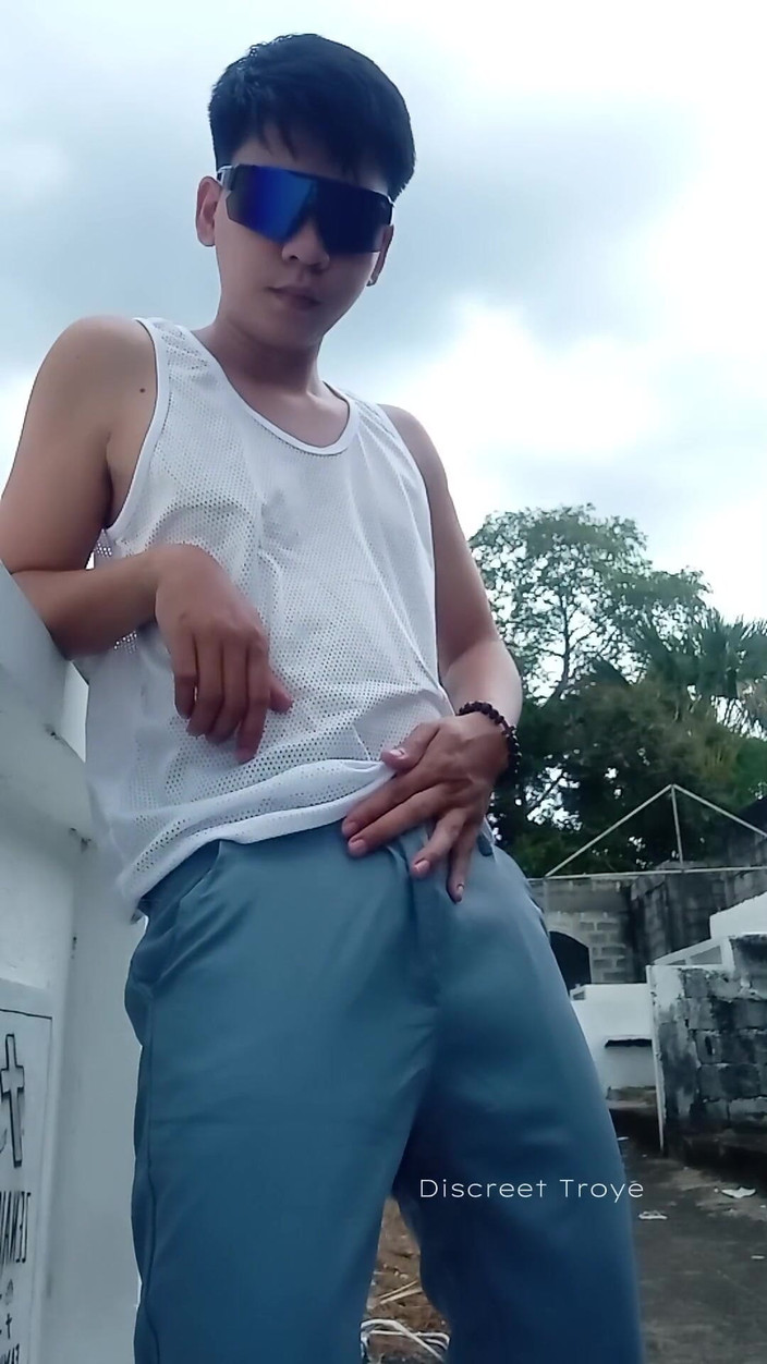 Troye_AsianPinoy: कॉलेज से यात्रा