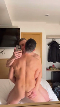 und doppel-cumshots mit Muscle Bro