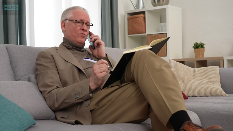 Hans The Horny Grandpa: Um escândalo! Estudante fode seu professor por uma nota