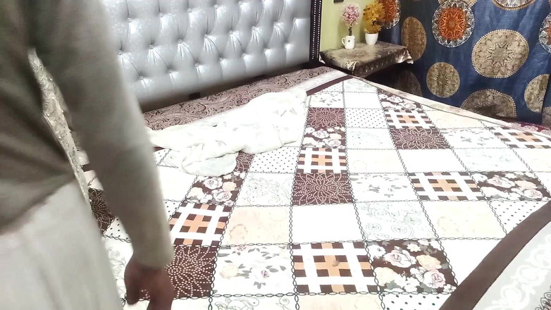 MehwishButt: Индийская дези с большими сиськами бхабхи делает минет со спермой в рот, оральный секс