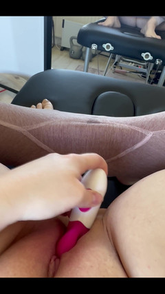Naughty Mila: Nur ein bisschen necken für dich. Wenn du es magst,...